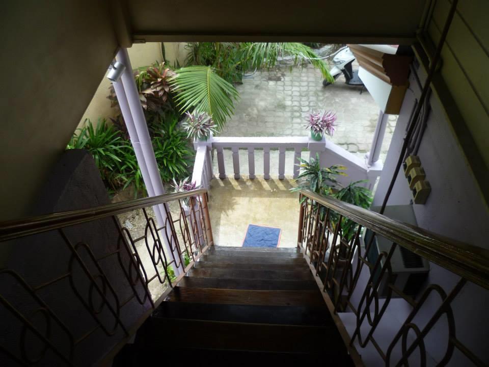 Newport Oak Pension Inn Tagbilaran-stad Buitenkant foto