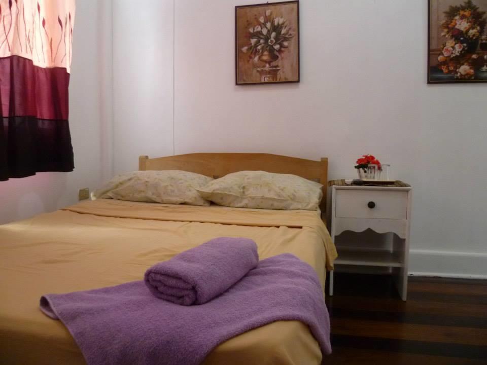 Newport Oak Pension Inn Tagbilaran-stad Buitenkant foto